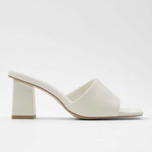 NWOT Zara Leather High Heel Mule Sandal Square-Toe